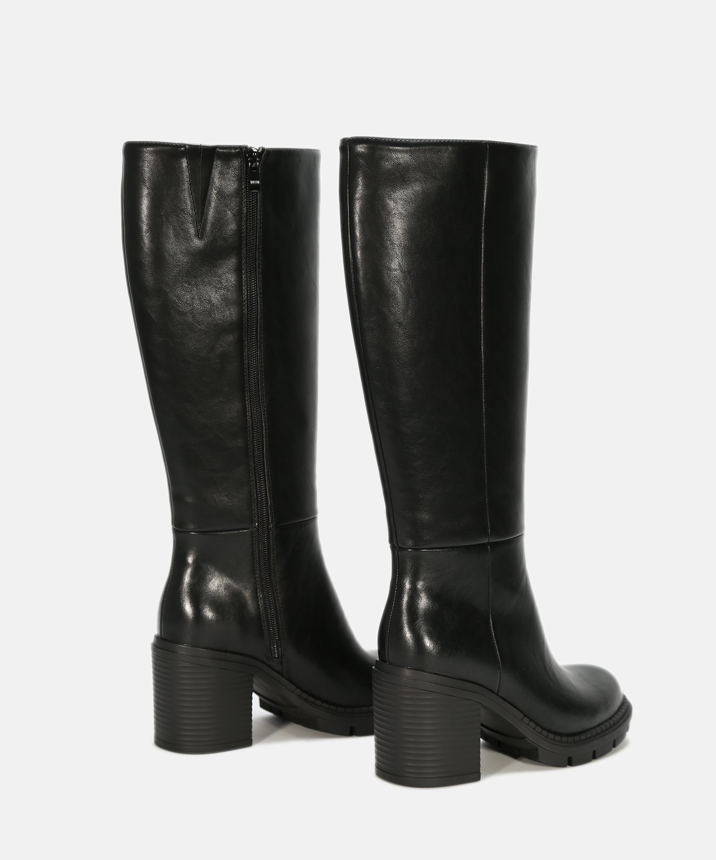 Botas altas negras tac&oacute;n image number null